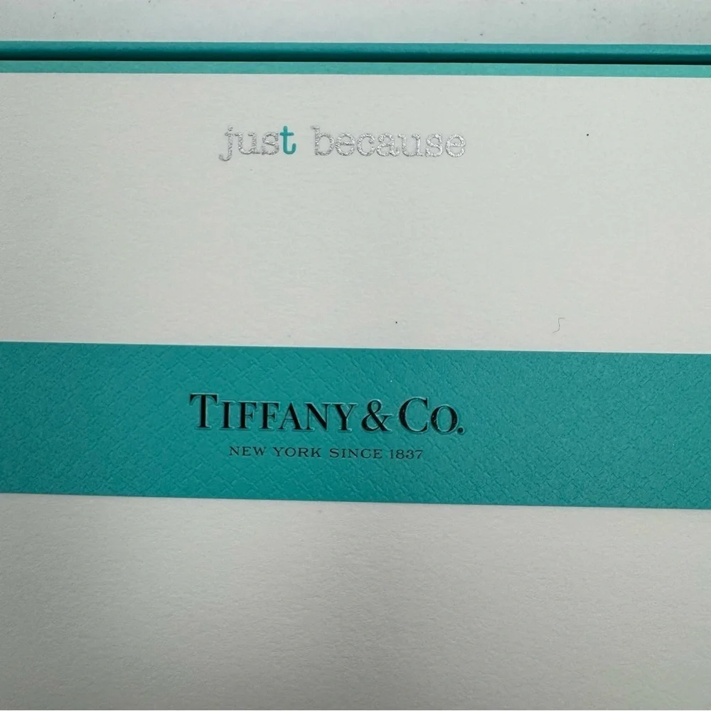NIB Rare TIFFANY & CO. “Tiffany T” Assorted Note Cards Set of 10 New In Box - Picture 2 of 12